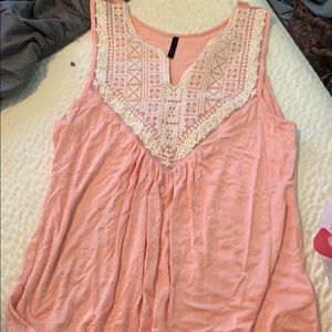 Pink tank top